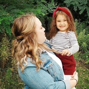 Meet your Posher, Arielle